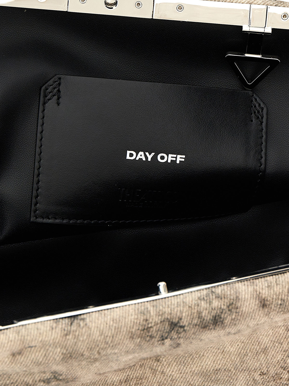Graue Leder-Clutch