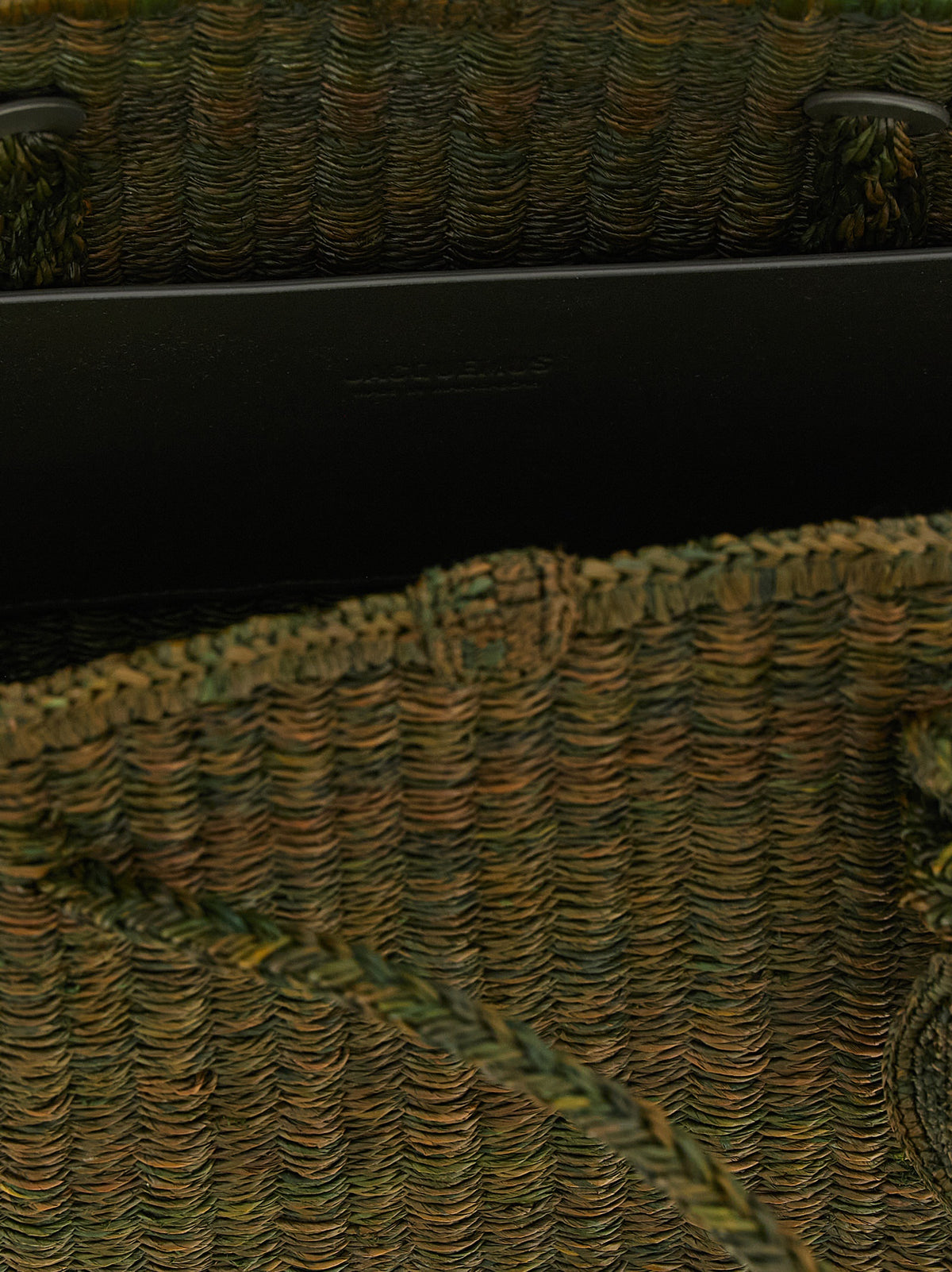 Zweifarbige Raffia-Tragetasche