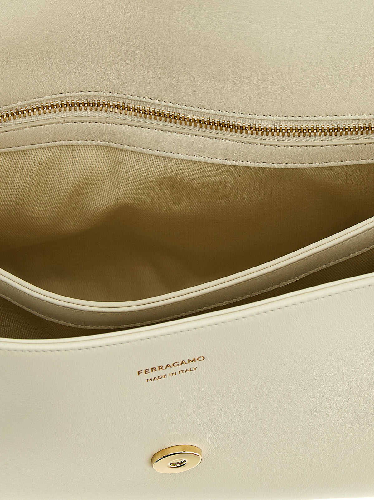 Weiße Kalbsleder-Schultertasche