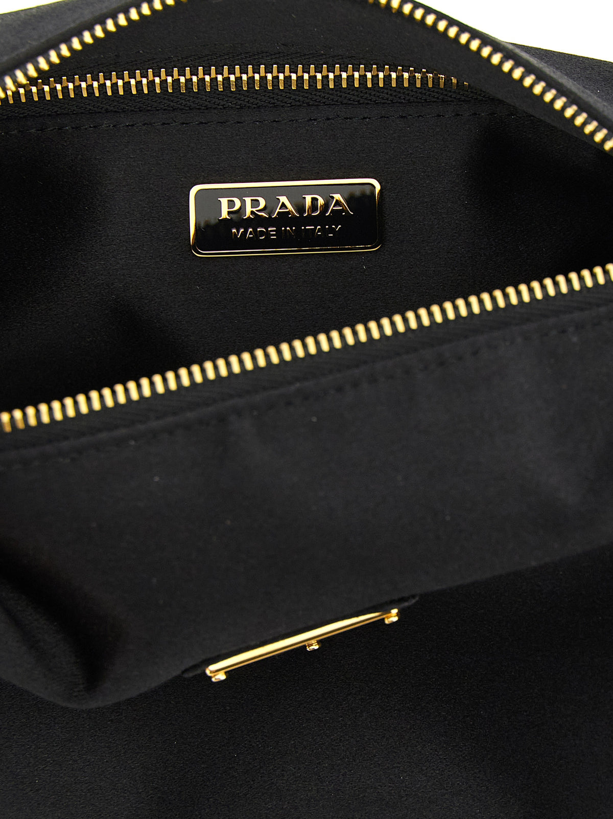 Schwarze Schultertasche aus Viskose